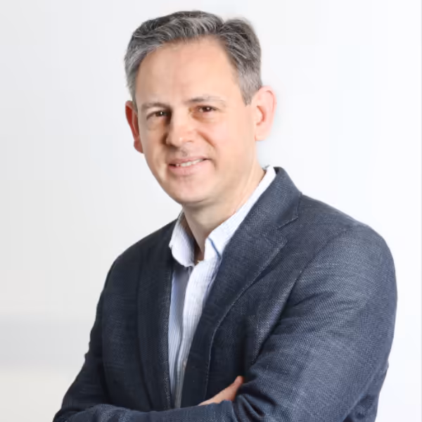 Dr Adrian Clubb